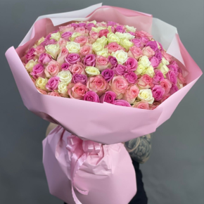 Букет из 151 кенийской розы микс (40 см) в Голицыно