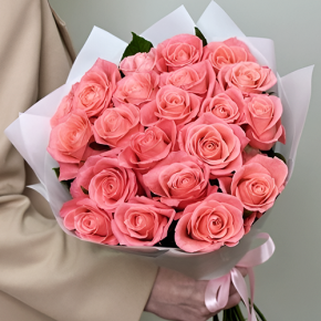 Букет из 21 коралловой розы (60 см) в Голицыно