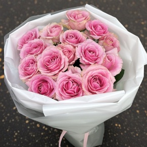 Букет из 15 пудровых роз (70 см) в Голицыно