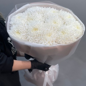 Букет из 11 белых хризантем  в Голицыно