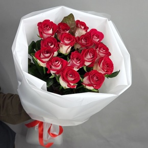 Букет из 15 рубиновых роз (70 см) в Голицыно