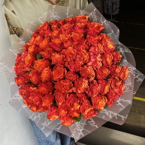 Букет 75 огненных роз (40 см) в Голицыно