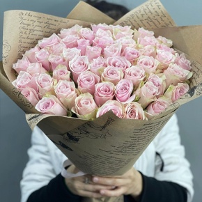 Букет из 51 пастельной розы (40 см) в Голицыно