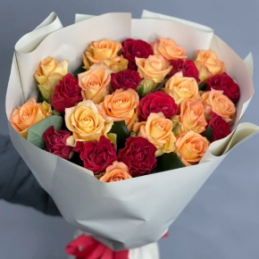 Букет "Прайм" из 25 роз Оранж и Эль Торо (50 см) в Голицыно