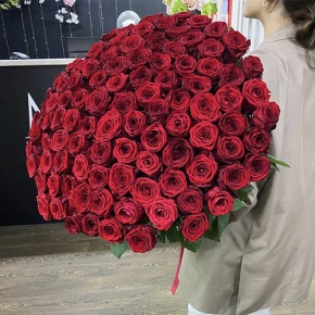 Букет 101 красная роза (70 см) в Голицыно
