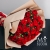 Букет 15 кустовых красных роз в Голицыно Букет 15 кустовых красных роз в Голицыно